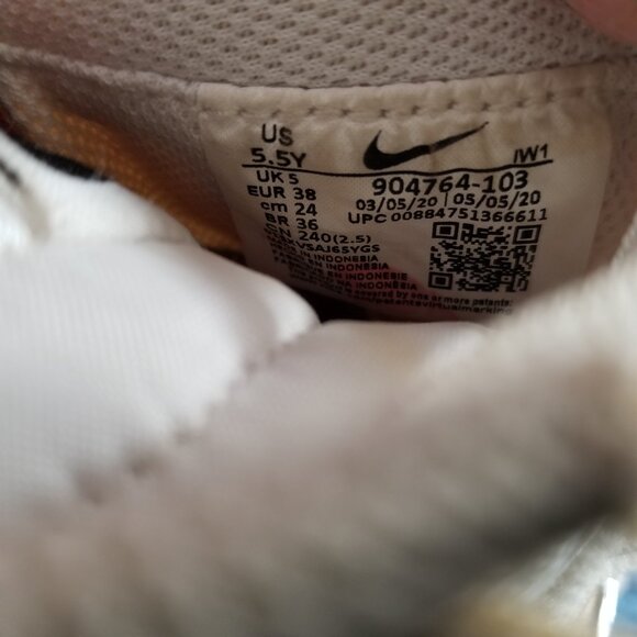 Nike Cortez Basic SL GS Forrest Gump 904764-103 Varsity Red Size 5.5Y Womens 7 - Picture 9 of 9